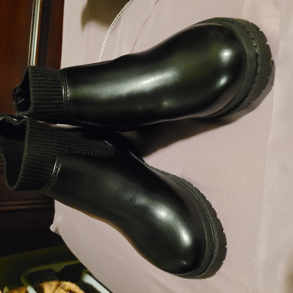 Kids Black Ankle Boots - Picture 2 of 6